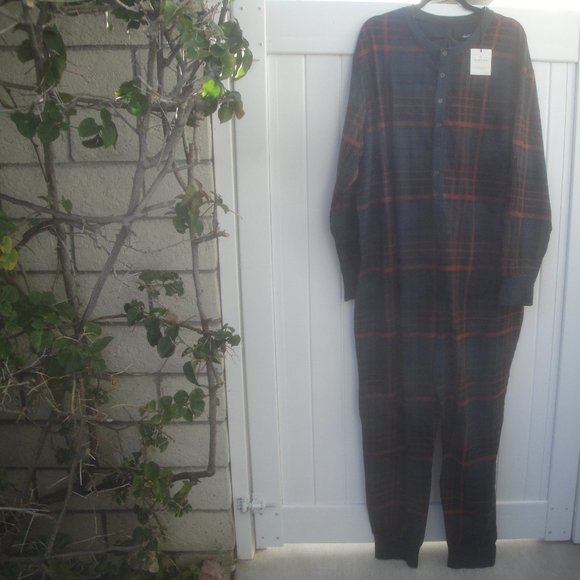Hearth & Hand Onesie Magnolia Plaid Winter Christmas Pajamas Snap Front XXL NEW - Picture 3 of 10